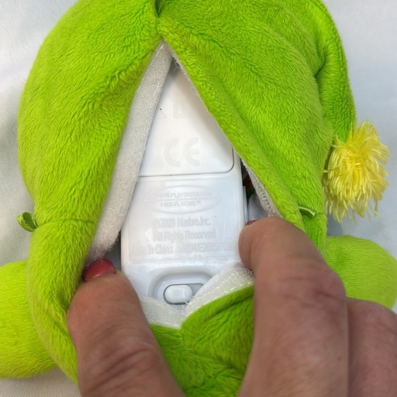 Playskool’s Green Glo Worm Caterpillar, Plush, Light Up, Musical Lullaby Toy - Picture 3 of 11